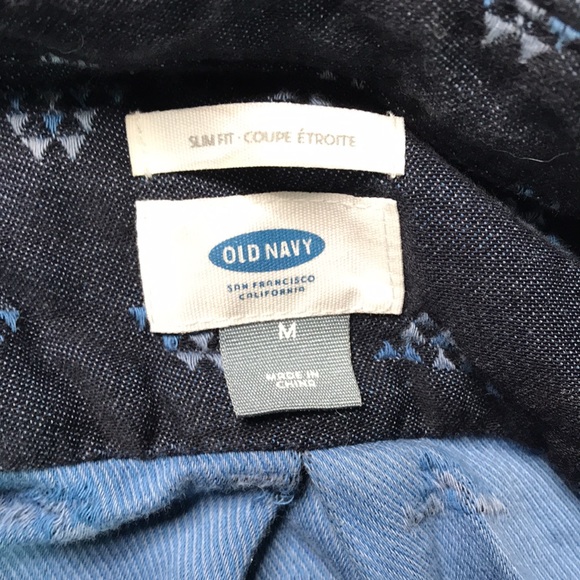 Old Navy Triangle Pattern Button Down - Picture 3 of 5